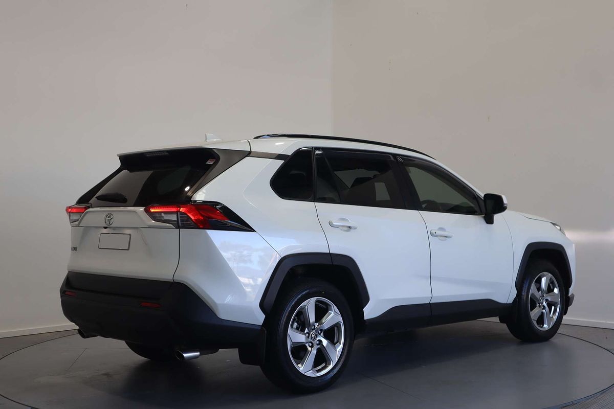 2020 Toyota RAV4 GXL MXAA52R