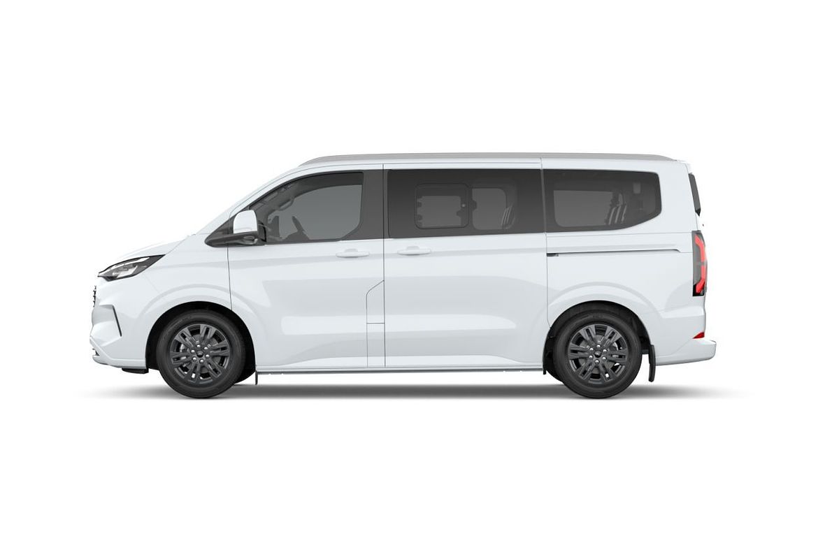 2025 Ford Tourneo Titanium X AV SWB
