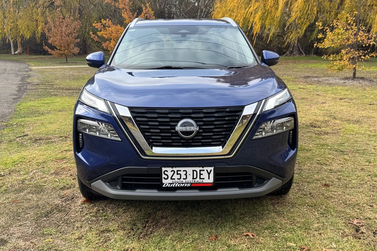 2023 Nissan X-TRAIL ST T33