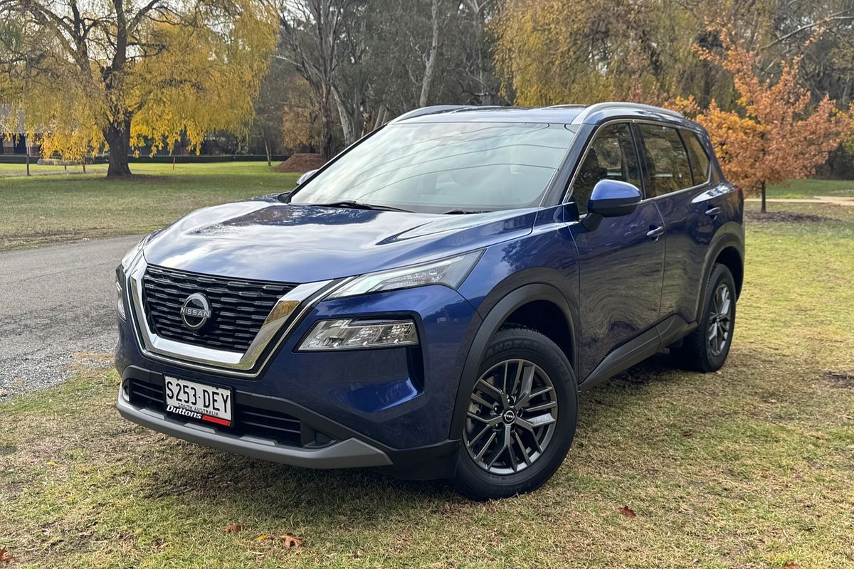 2023 Nissan X-TRAIL ST T33