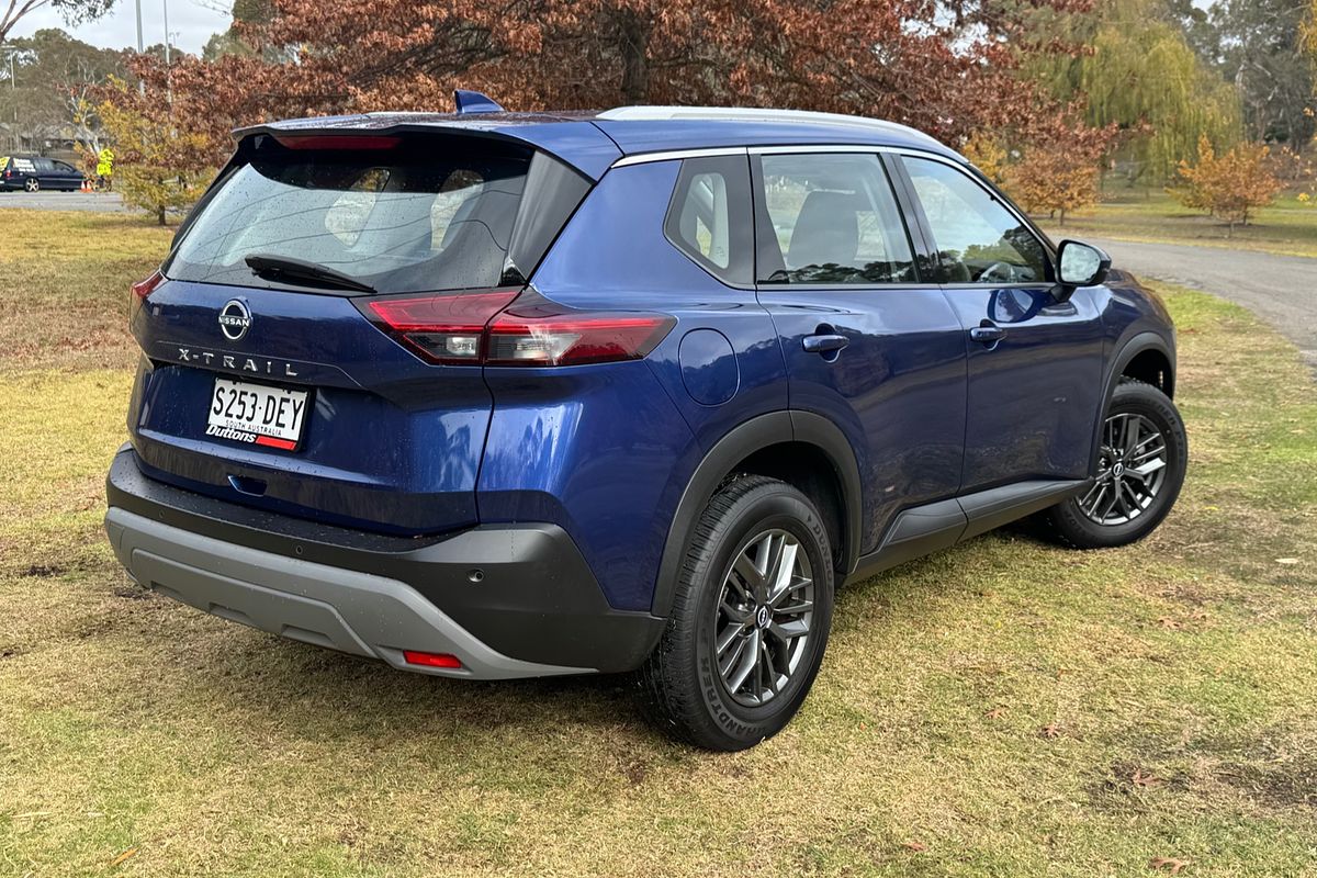 2023 Nissan X-TRAIL ST T33