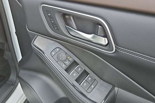 2024 Nissan X-TRAIL Ti-L e-POWER T33