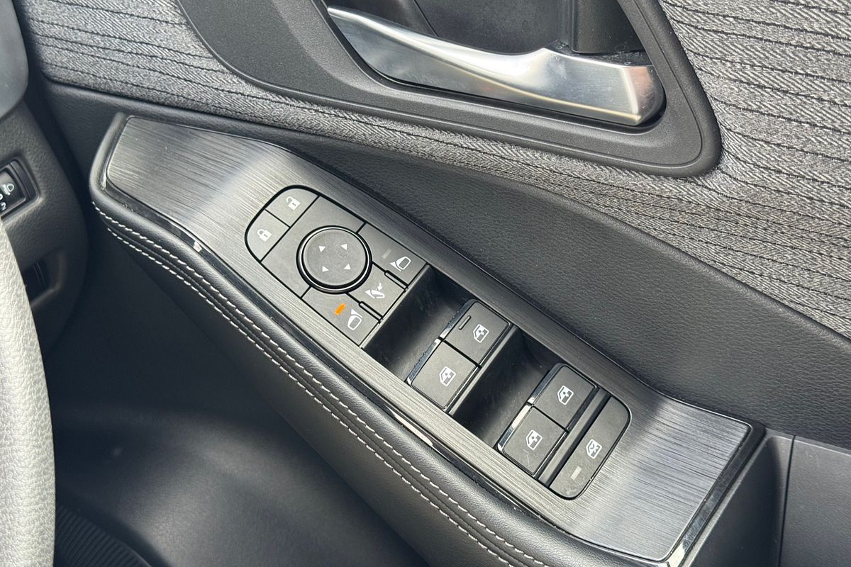 2023 Nissan X-TRAIL ST T33
