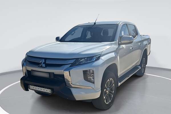 2021 Mitsubishi Triton GLX-R MR 4X4