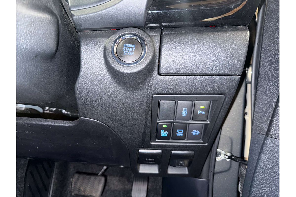 2024 Toyota Hilux Rogue 48V GUN126R 4X4