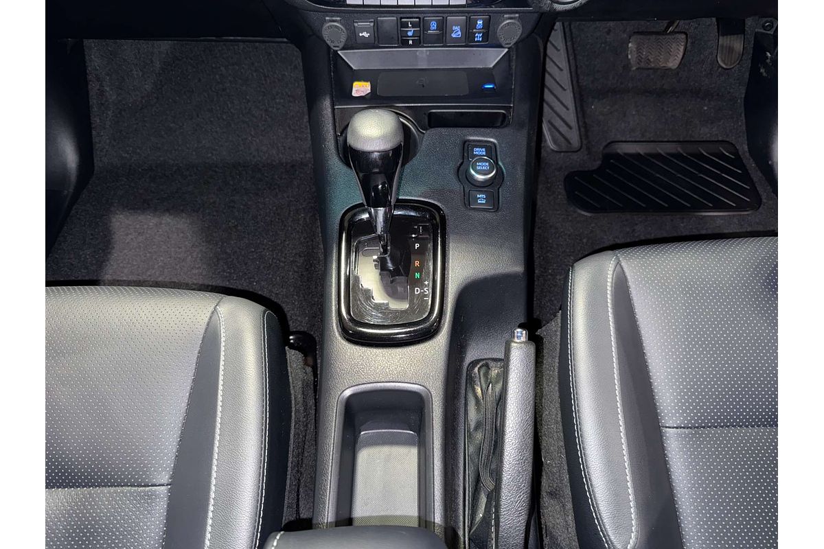 2024 Toyota Hilux Rogue 48V GUN126R 4X4