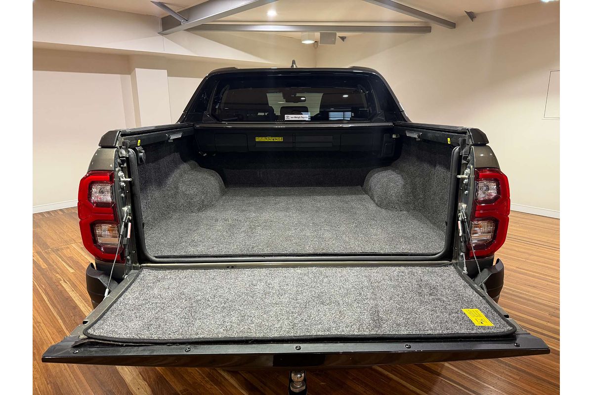 2024 Toyota Hilux Rogue 48V GUN126R 4X4