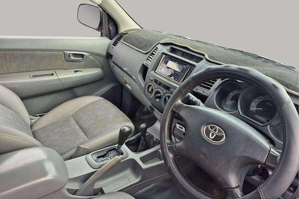 2006 Toyota Hilux SR KUN26R 4X4