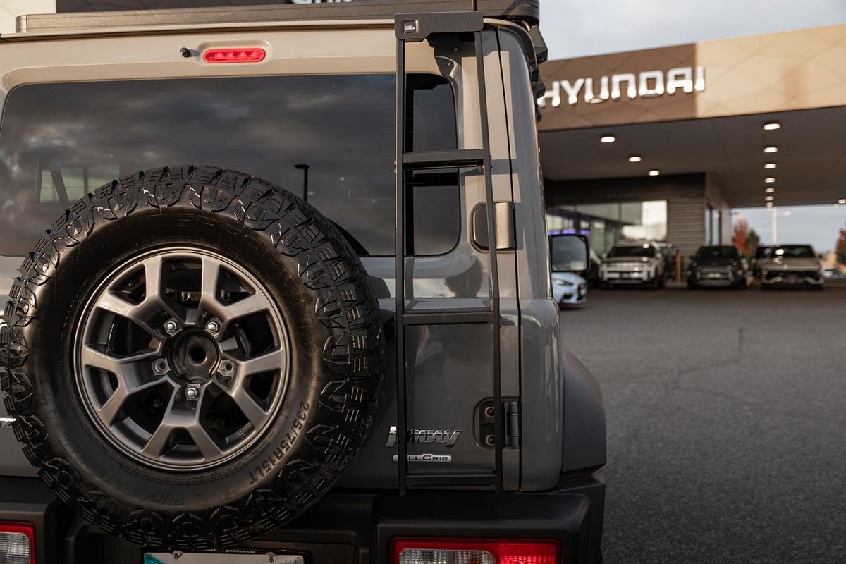 2022 Suzuki Jimny GJ