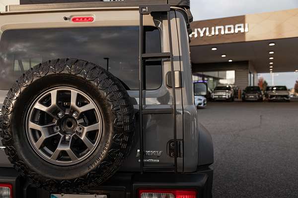 2022 Suzuki Jimny GJ