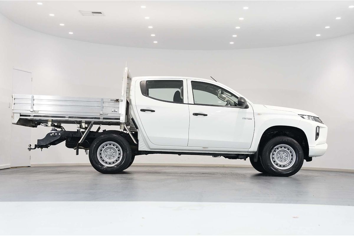 2020 Mitsubishi Triton GLX ADAS MR 4X4