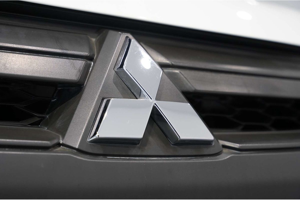 2020 Mitsubishi Triton GLX ADAS MR 4X4