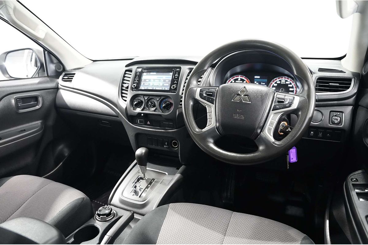 2020 Mitsubishi Triton GLX ADAS MR 4X4