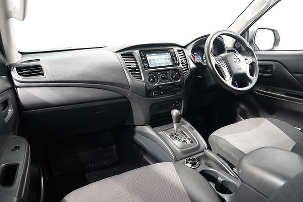 2020 Mitsubishi Triton GLX ADAS MR 4X4