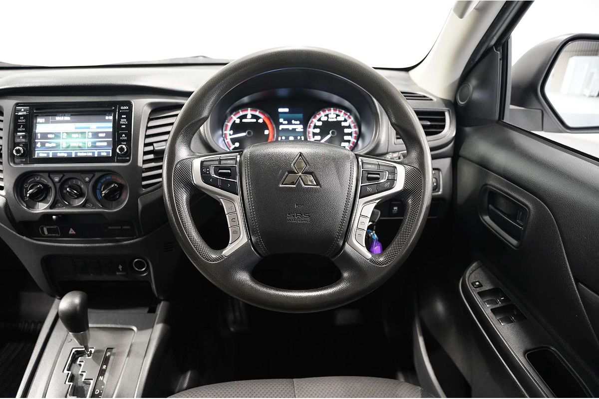 2020 Mitsubishi Triton GLX ADAS MR 4X4