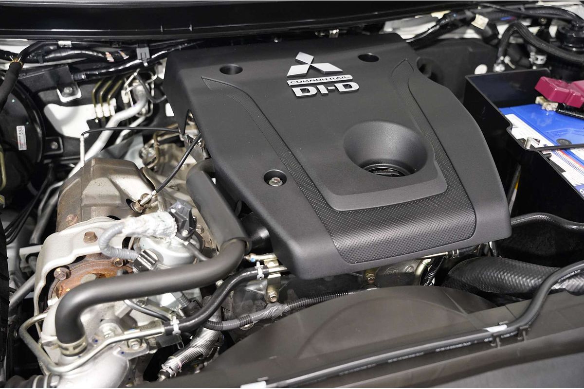 2020 Mitsubishi Triton GLX ADAS MR 4X4