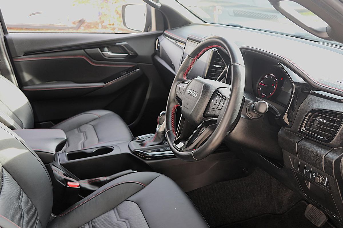 2023 Isuzu D-MAX X-TERRAIN 4X4