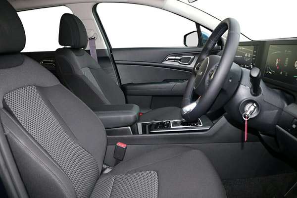 2025 Kia Sportage S NQ5