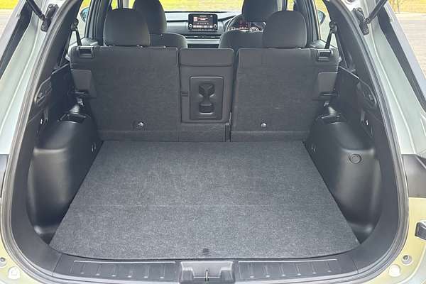 2024 Mitsubishi Outlander ES ZM