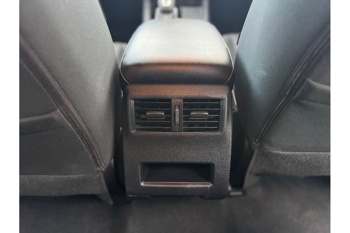 2024 Mitsubishi Outlander ES ZM