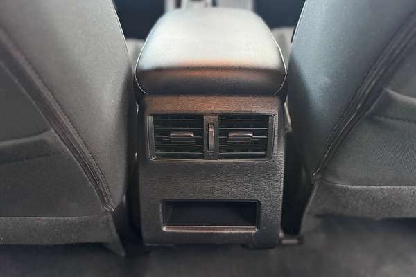 2024 Mitsubishi Outlander ES ZM