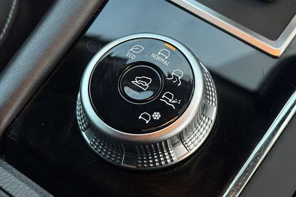 2024 Mitsubishi Outlander ES ZM