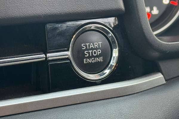 2024 Mitsubishi Outlander ES ZM