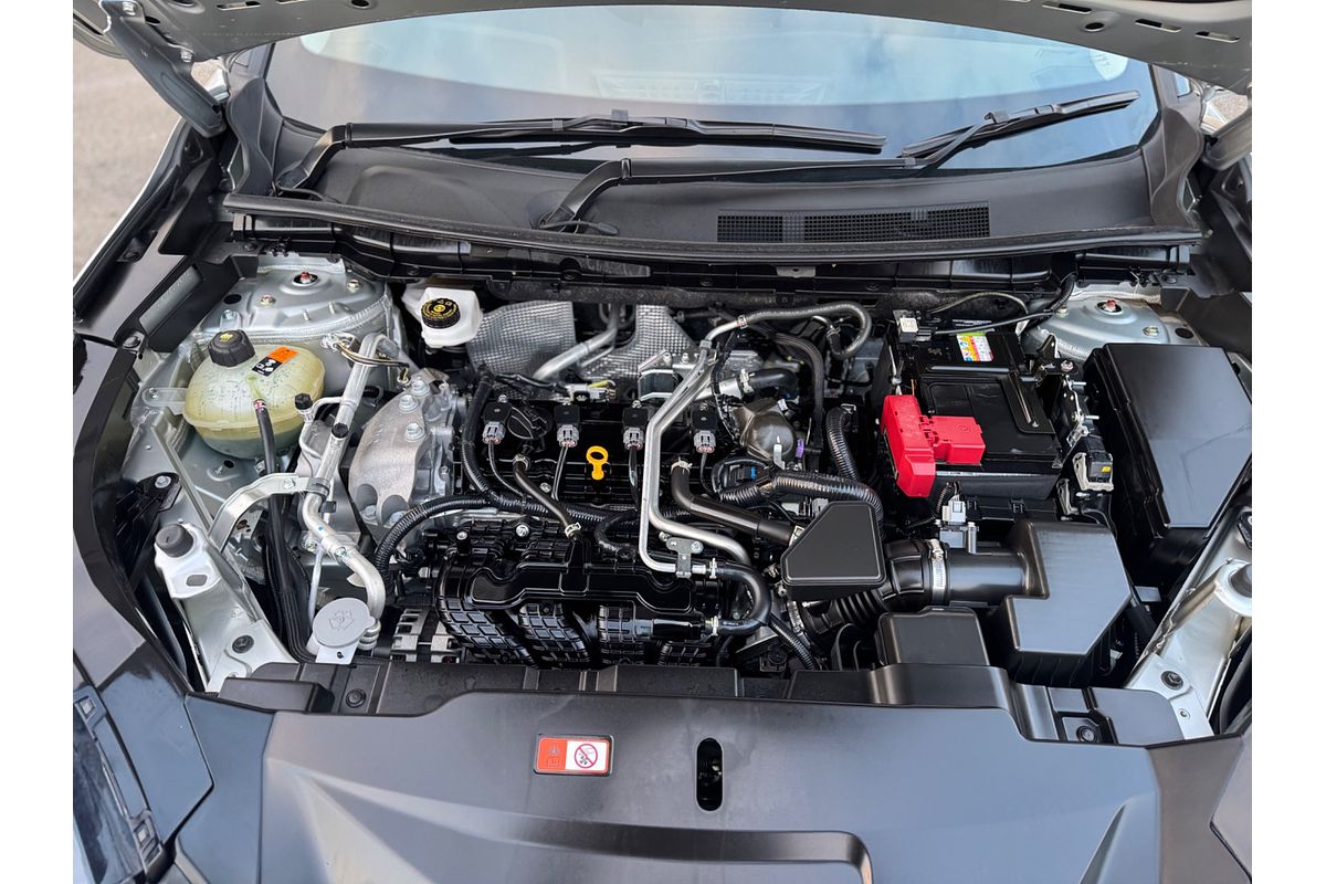 2024 Mitsubishi Outlander ES ZM