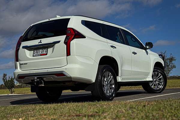 2022 Mitsubishi Pajero Sport GLX QF