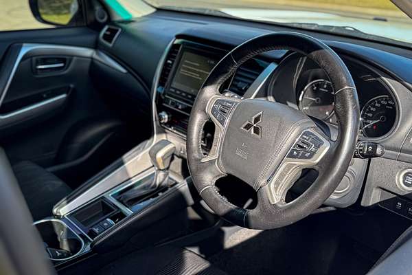 2022 Mitsubishi Pajero Sport GLX QF