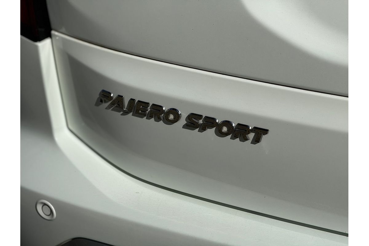 2022 Mitsubishi Pajero Sport GLX QF