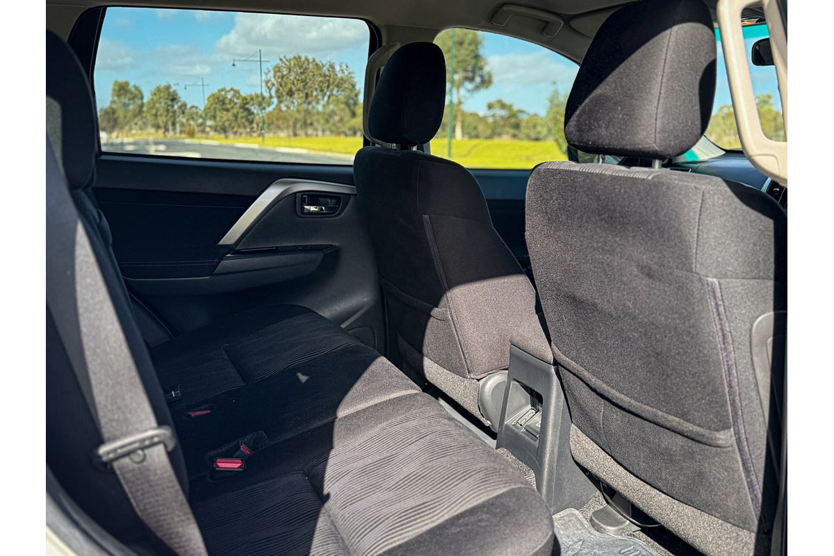 2022 Mitsubishi Pajero Sport GLX QF