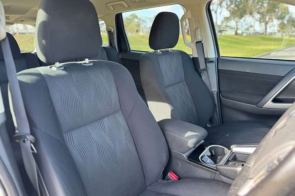 2022 Mitsubishi Pajero Sport GLX QF