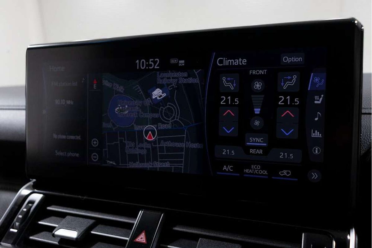 2023 Toyota Landcruiser Sahara FJA300R