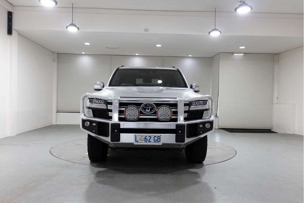 2023 Toyota Landcruiser Sahara FJA300R