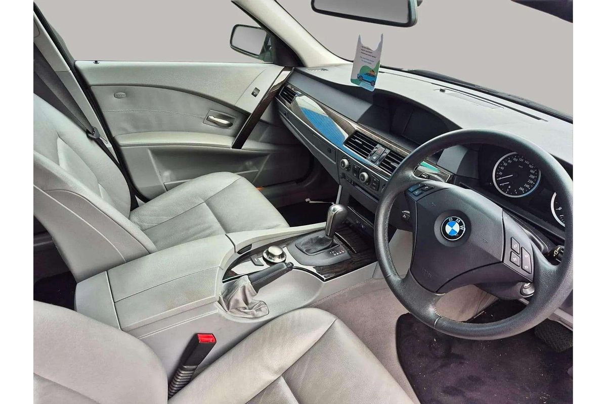 2005 BMW 5 Series 530i E60