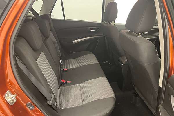 2022 Suzuki S-Cross Turbo JY