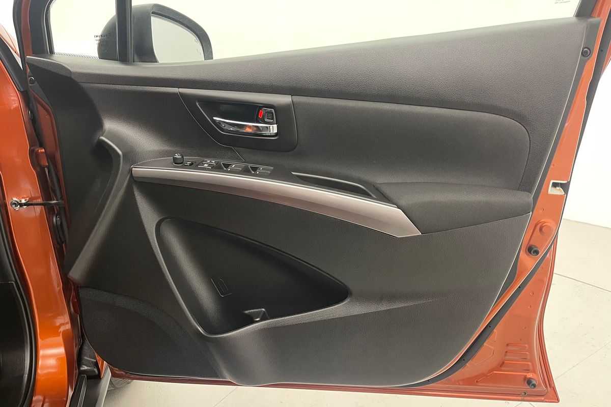 2022 Suzuki S-Cross Turbo JY