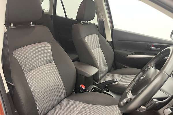 2022 Suzuki S-Cross Turbo JY