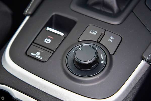 2025 Isuzu MU-X LS-M