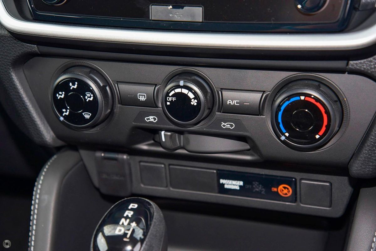 2025 Isuzu MU-X LS-M