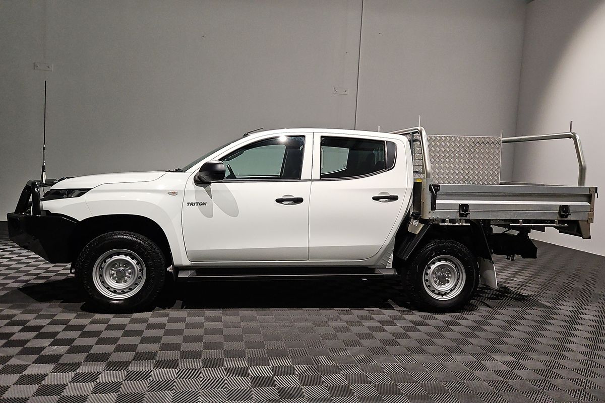 2024 Mitsubishi Triton GLX MR 4X4