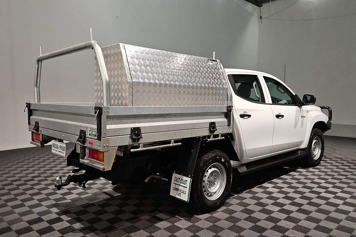 2024 Mitsubishi Triton GLX MR 4X4