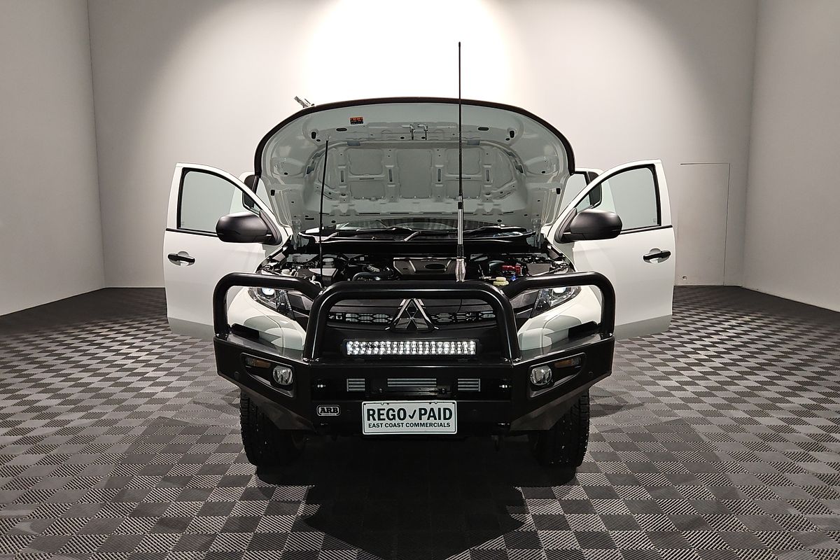 2024 Mitsubishi Triton GLX MR 4X4