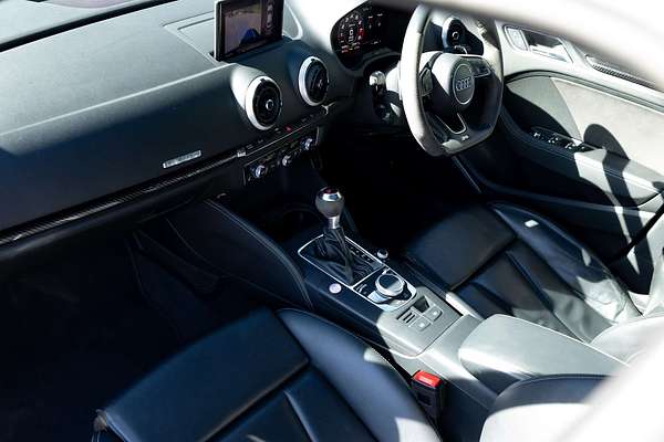 2017 Audi RS3  8V