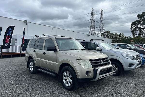 2007 Mitsubishi Pajero GLX NS