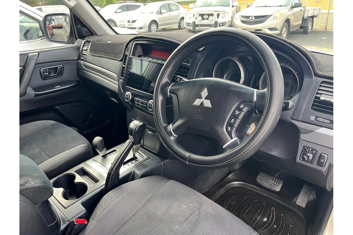 2007 Mitsubishi Pajero GLX NS