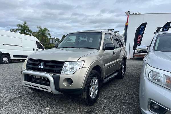 2007 Mitsubishi Pajero GLX NS