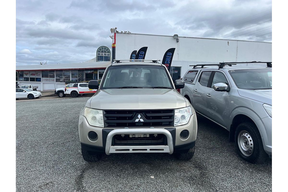 2007 Mitsubishi Pajero GLX NS