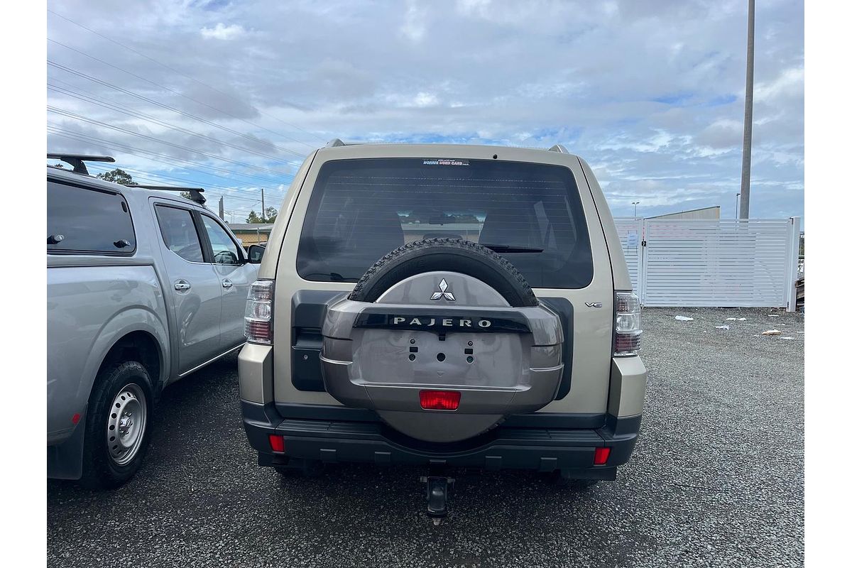 2007 Mitsubishi Pajero GLX NS